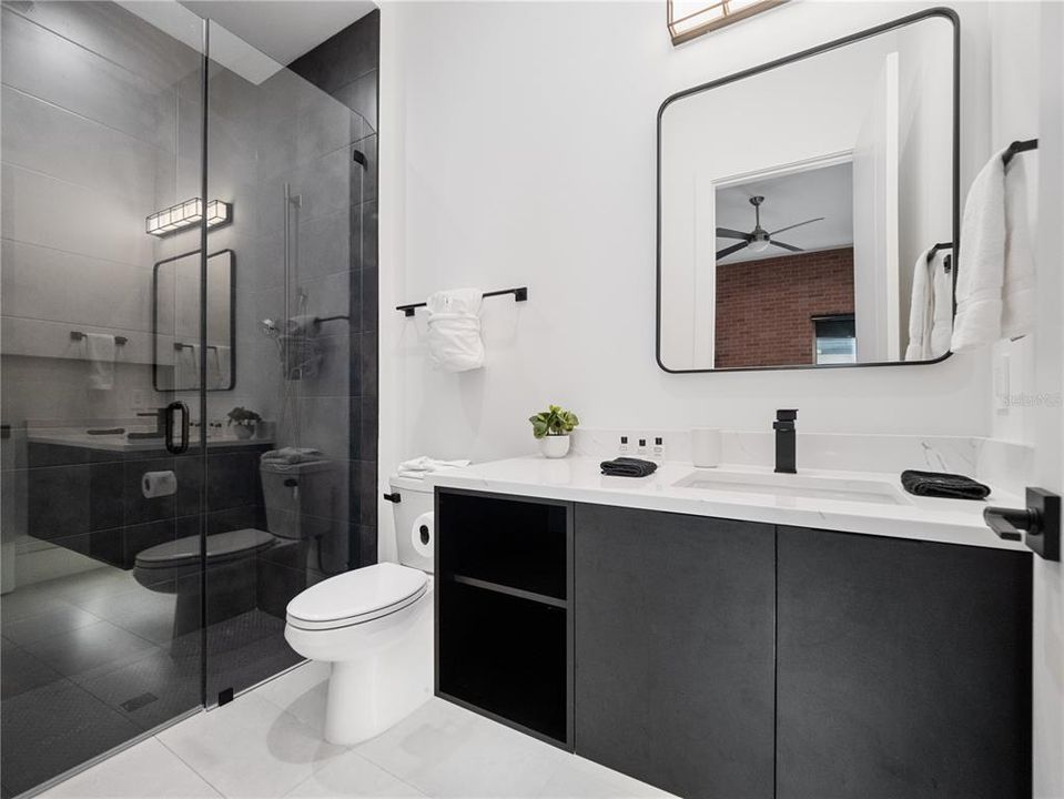 For Sale: $8,250,000 (11 beds, 11 baths, 10436 Square Feet)