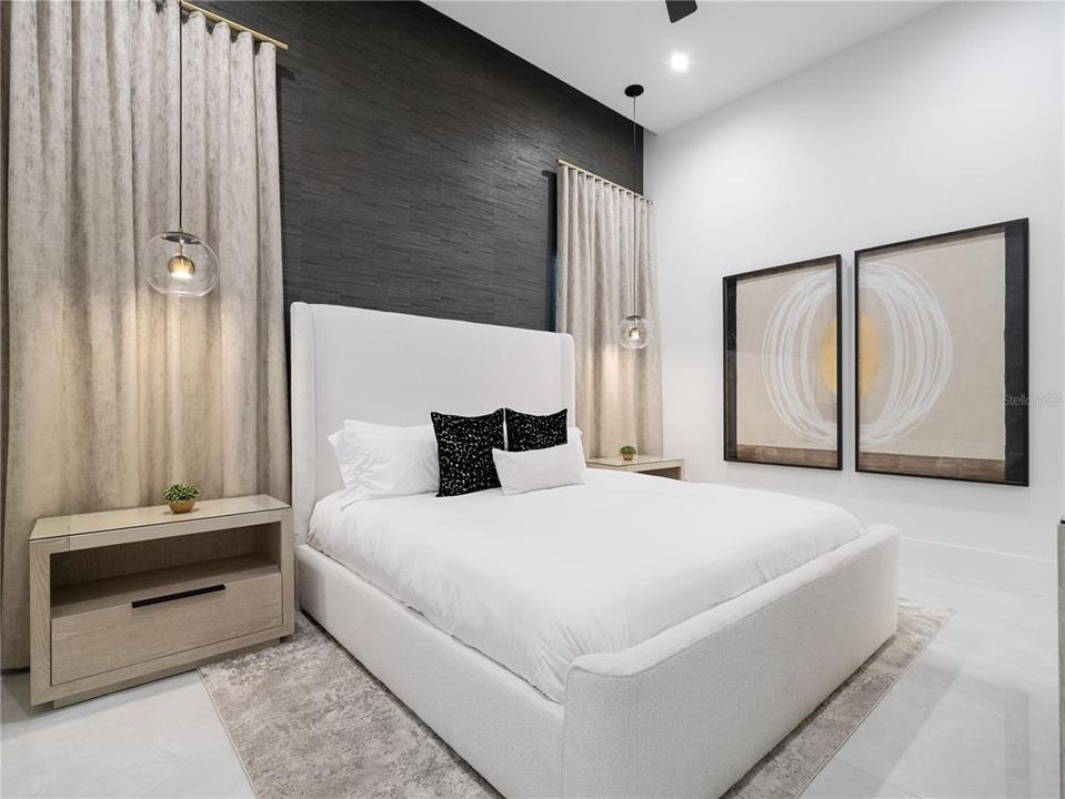 For Sale: $8,250,000 (11 beds, 11 baths, 10436 Square Feet)