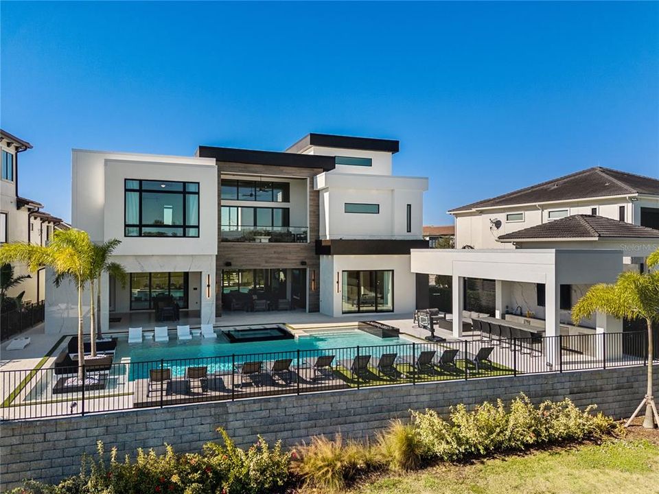 For Sale: $8,250,000 (11 beds, 11 baths, 10436 Square Feet)