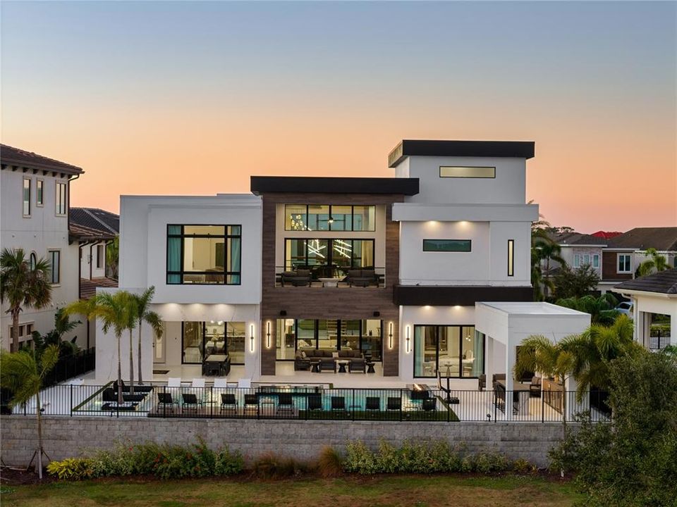 For Sale: $8,250,000 (11 beds, 11 baths, 10436 Square Feet)