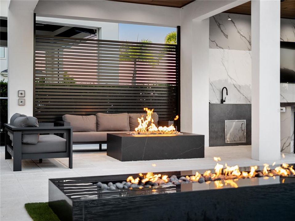 For Sale: $8,250,000 (11 beds, 11 baths, 10436 Square Feet)