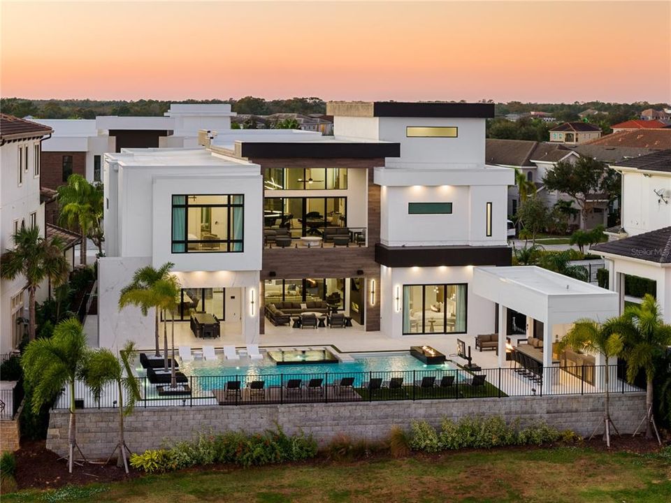 For Sale: $8,250,000 (11 beds, 11 baths, 10436 Square Feet)