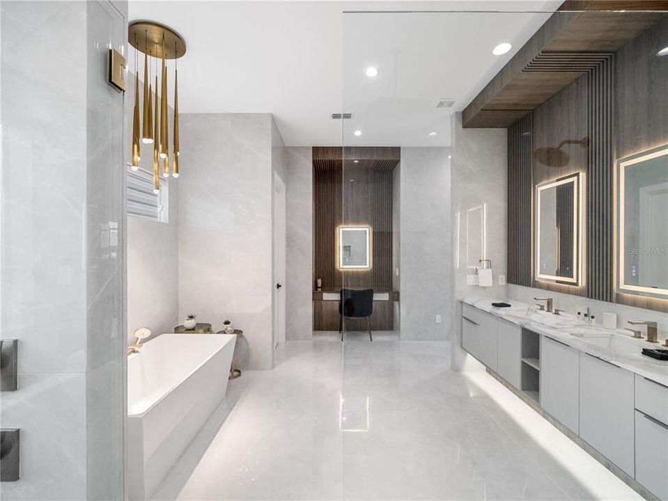 For Sale: $8,250,000 (11 beds, 11 baths, 10436 Square Feet)