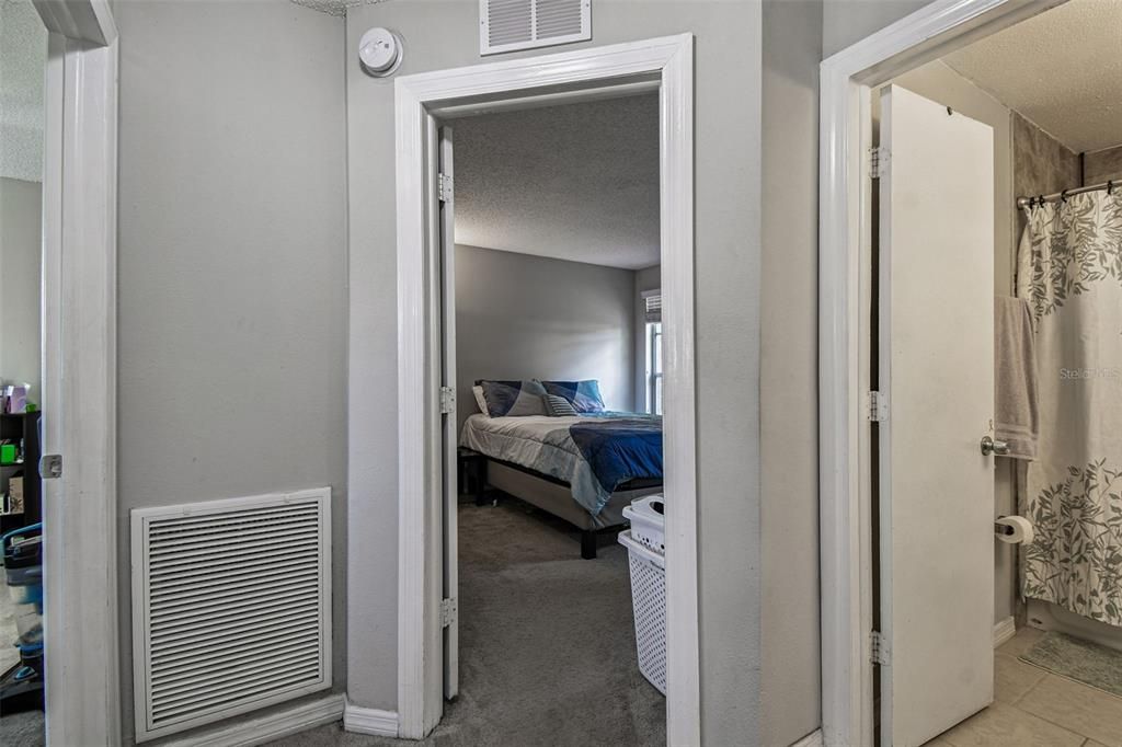 待售: $239,900 (3 贝兹, 1 浴室, 1022 平方英尺)