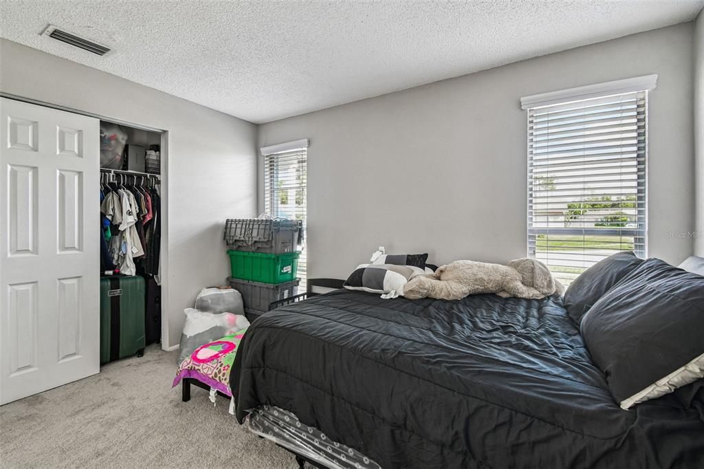 待售: $239,900 (3 贝兹, 1 浴室, 1022 平方英尺)