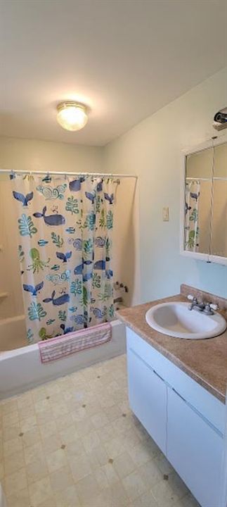 For Sale: $234,900 (3 beds, 2 baths, 1344 Square Feet)