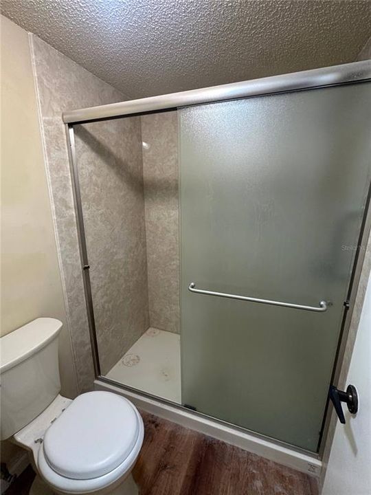 Activo con contrato: $94,900 (2 camas, 2 baños, 954 Pies cuadrados)