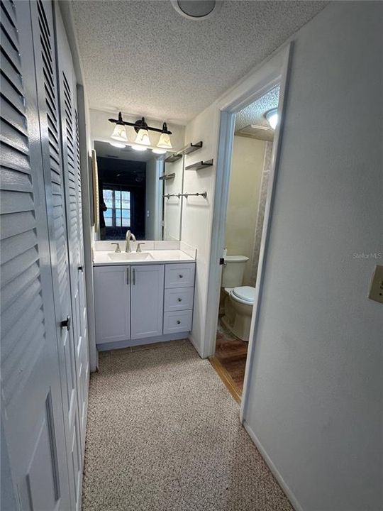 Activo con contrato: $94,900 (2 camas, 2 baños, 954 Pies cuadrados)