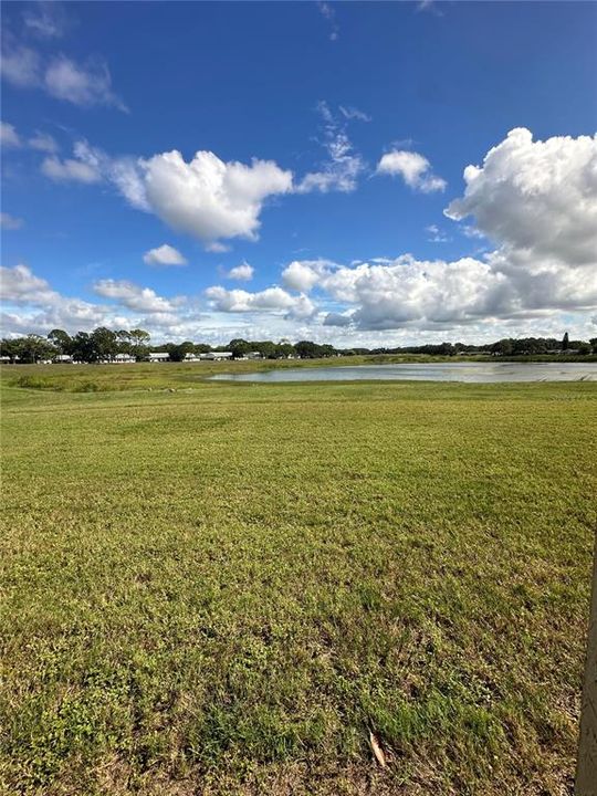 Activo con contrato: $94,900 (2 camas, 2 baños, 954 Pies cuadrados)