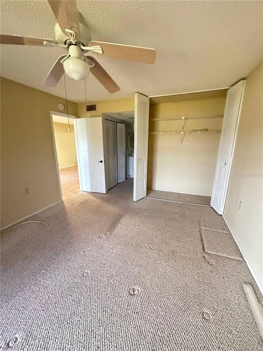 Activo con contrato: $94,900 (2 camas, 2 baños, 954 Pies cuadrados)