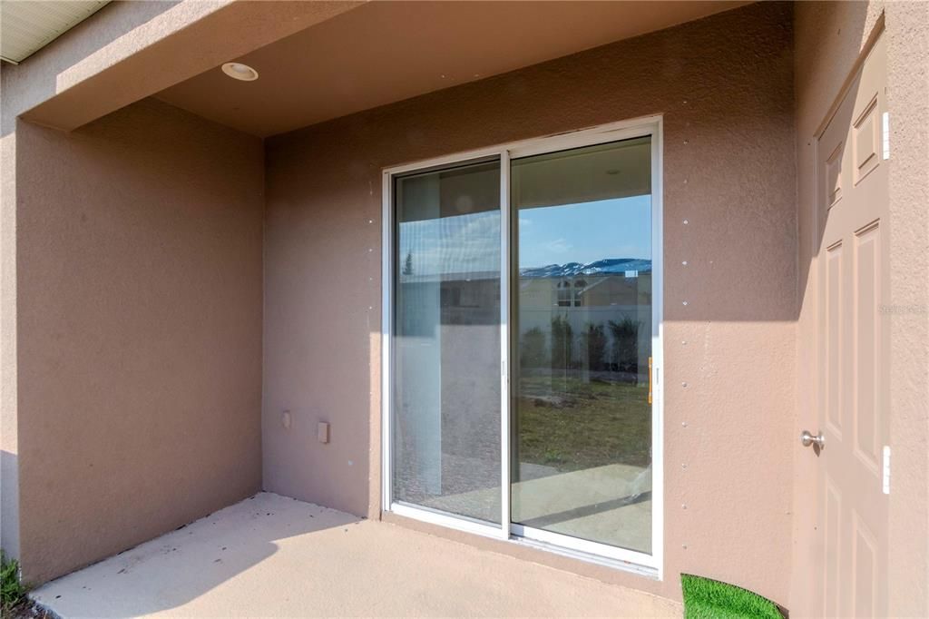 For Sale: $199,000 (2 beds, 2 baths, 1120 Square Feet)