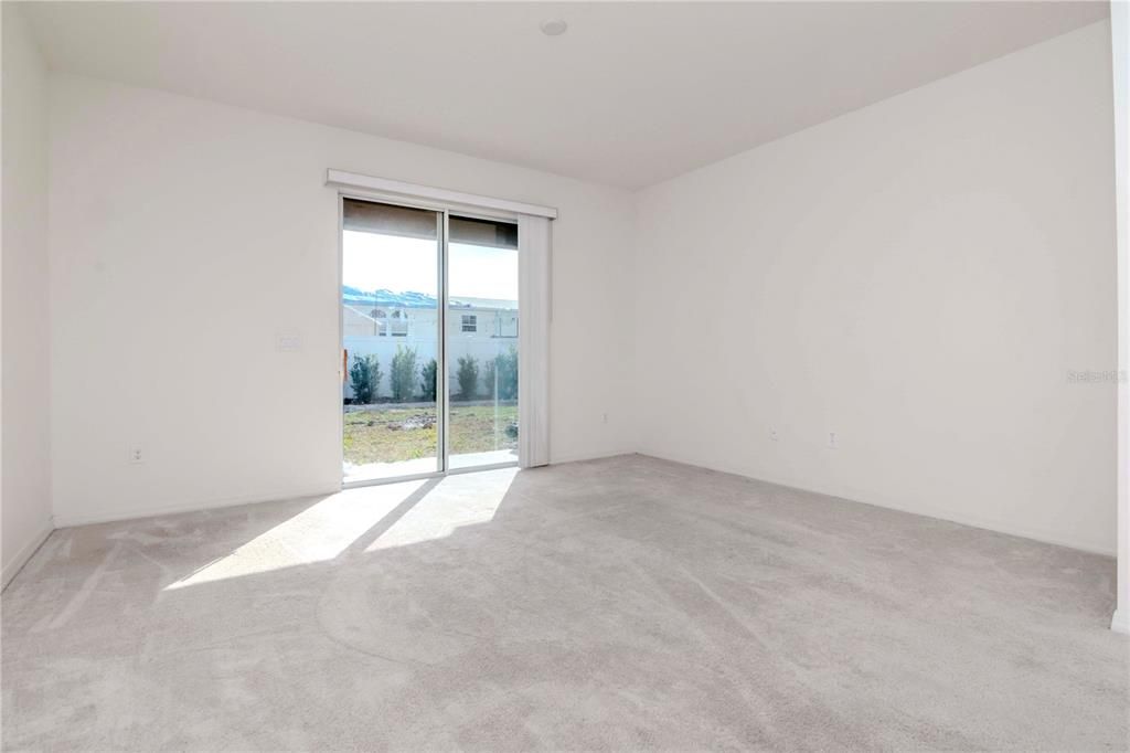 For Sale: $199,000 (2 beds, 2 baths, 1120 Square Feet)