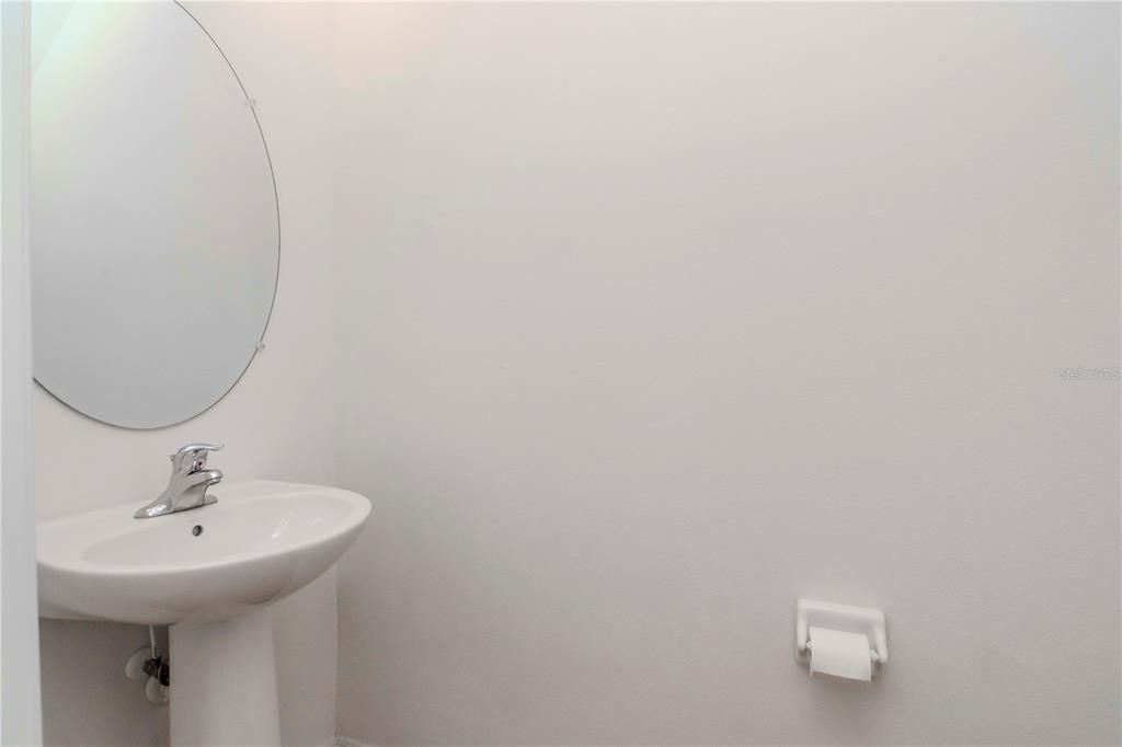 For Sale: $199,000 (2 beds, 2 baths, 1120 Square Feet)