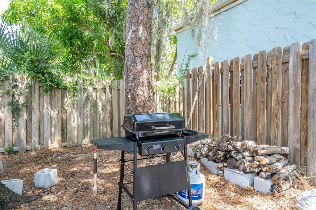 出租: $1,995 (1 贝兹, 1 浴室, 950 平方英尺)