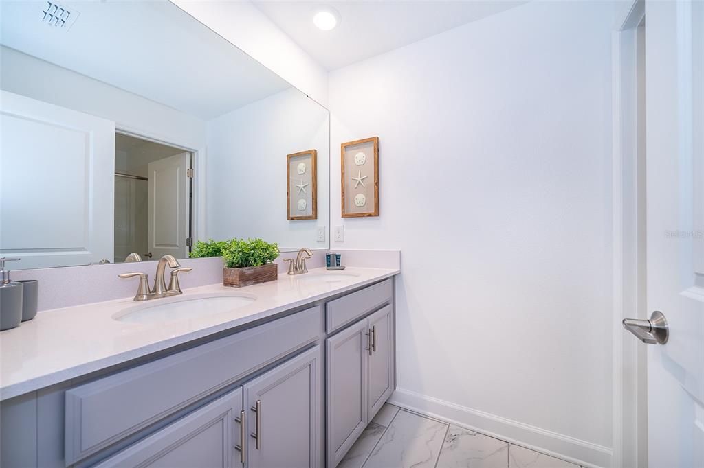 Active With Contract: $469,000 (4 beds, 3 baths, 1914 Square Feet)