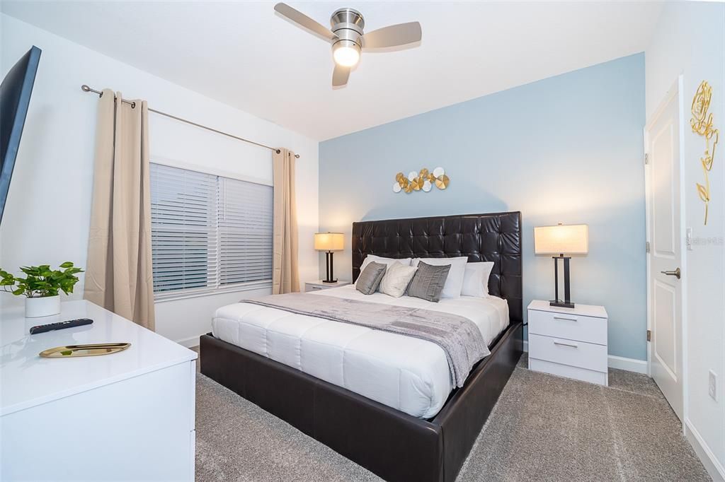 Active With Contract: $469,000 (4 beds, 3 baths, 1914 Square Feet)