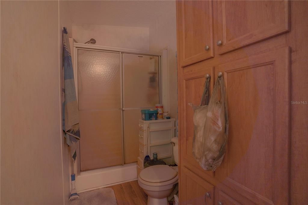 For Sale: $215,000 (3 beds, 2 baths, 1232 Square Feet)