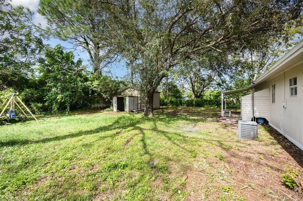 待售: $175,000 (2 贝兹, 1 浴室, 875 平方英尺)