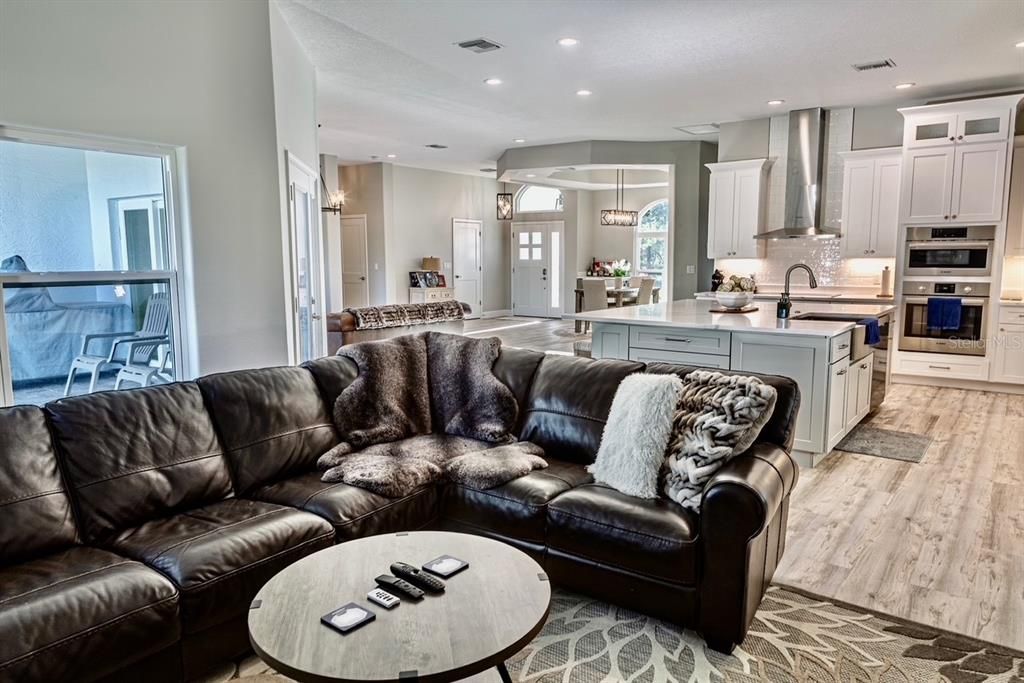 For Sale: $1,230,000 (4 beds, 3 baths, 2734 Square Feet)