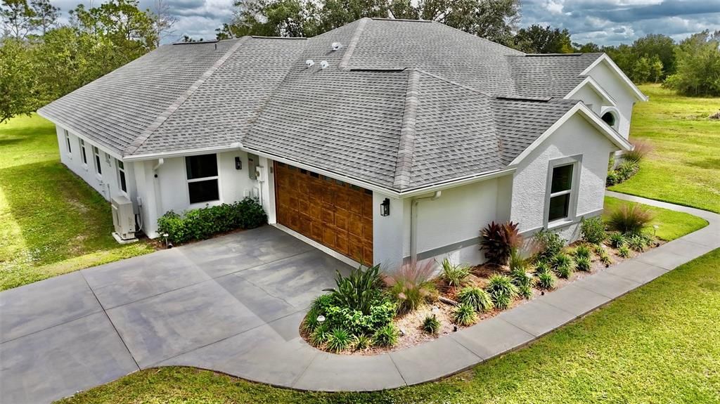 For Sale: $1,230,000 (4 beds, 3 baths, 2734 Square Feet)