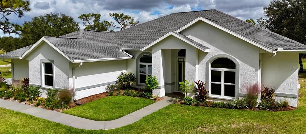 For Sale: $1,230,000 (4 beds, 3 baths, 2734 Square Feet)