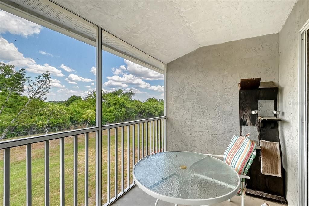 Activo con contrato: $134,900 (2 camas, 2 baños, 897 Pies cuadrados)