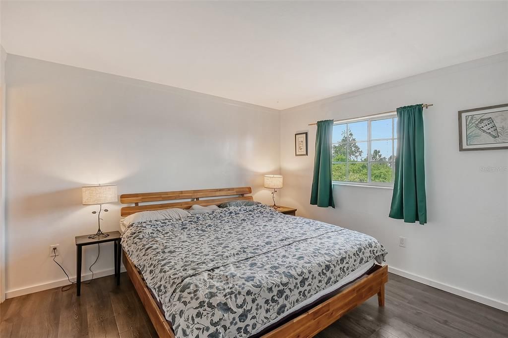 Activo con contrato: $134,900 (2 camas, 2 baños, 897 Pies cuadrados)