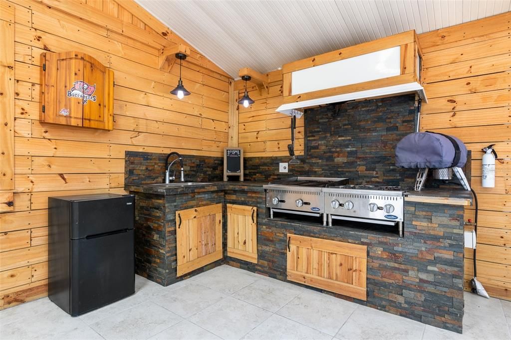 На продажу: $495,000 (3 спален, 2 ванн, 1473 Квадратных фут)