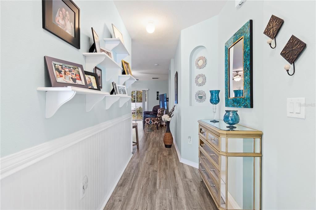 Под контрактом: $300,000 (3 спален, 2 ванн, 1576 Квадратных фут)