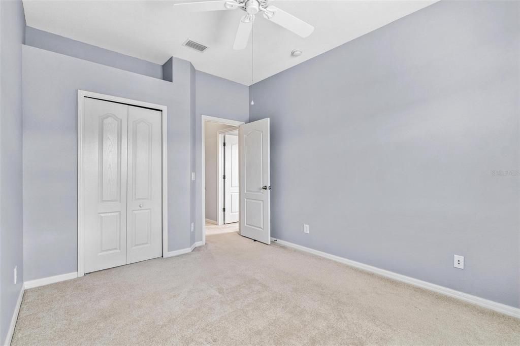 合同活跃: $2,600 (4 贝兹, 2 浴室, 1855 平方英尺)