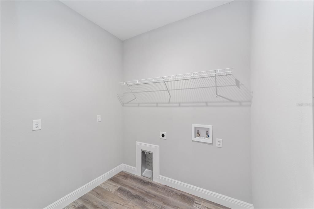 For Rent: $2,000 (3 beds, 2 baths, 1640 Square Feet)