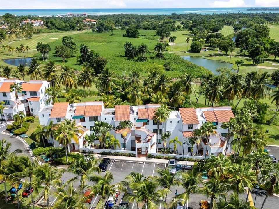 For Sale: $585,000 (2 beds, 2 baths, 1772 Square Feet)