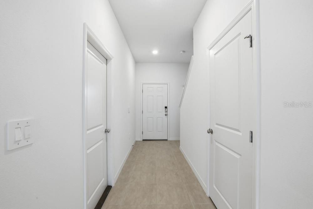 待售: $289,999 (3 贝兹, 2 浴室, 1558 平方英尺)