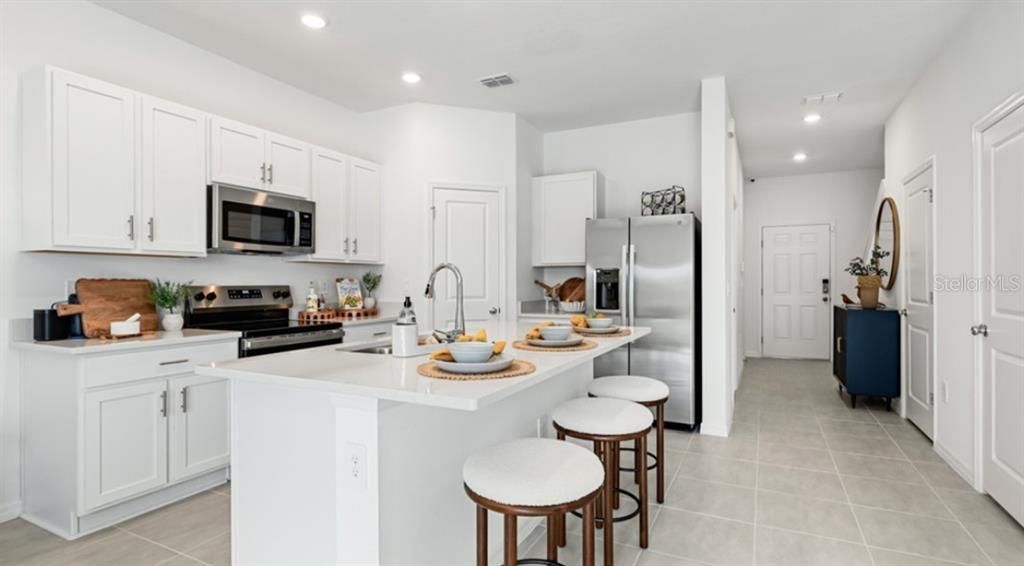 For Sale: $294,999 (3 beds, 2 baths, 1558 Square Feet)