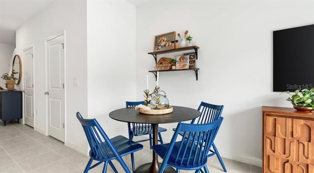 For Sale: $294,999 (3 beds, 2 baths, 1558 Square Feet)