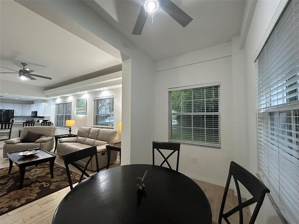 For Sale: $499,000 (3 beds, 3 baths, 1439 Square Feet)