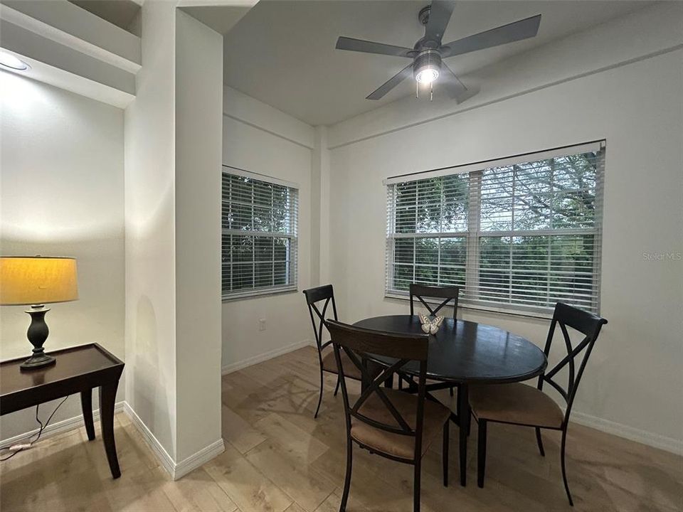 For Sale: $499,000 (3 beds, 3 baths, 1439 Square Feet)