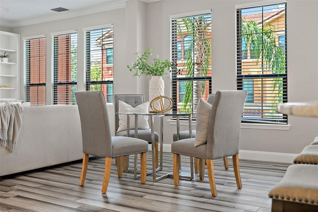 待售: $350,000 (2 贝兹, 2 浴室, 1625 平方英尺)