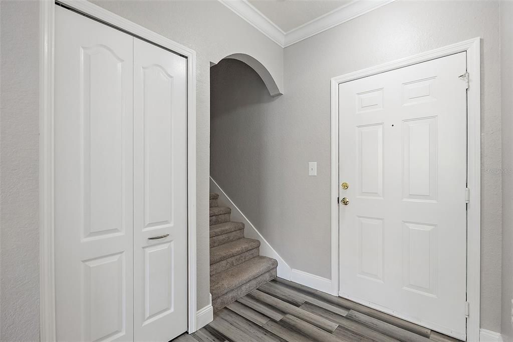 待售: $350,000 (2 贝兹, 2 浴室, 1625 平方英尺)