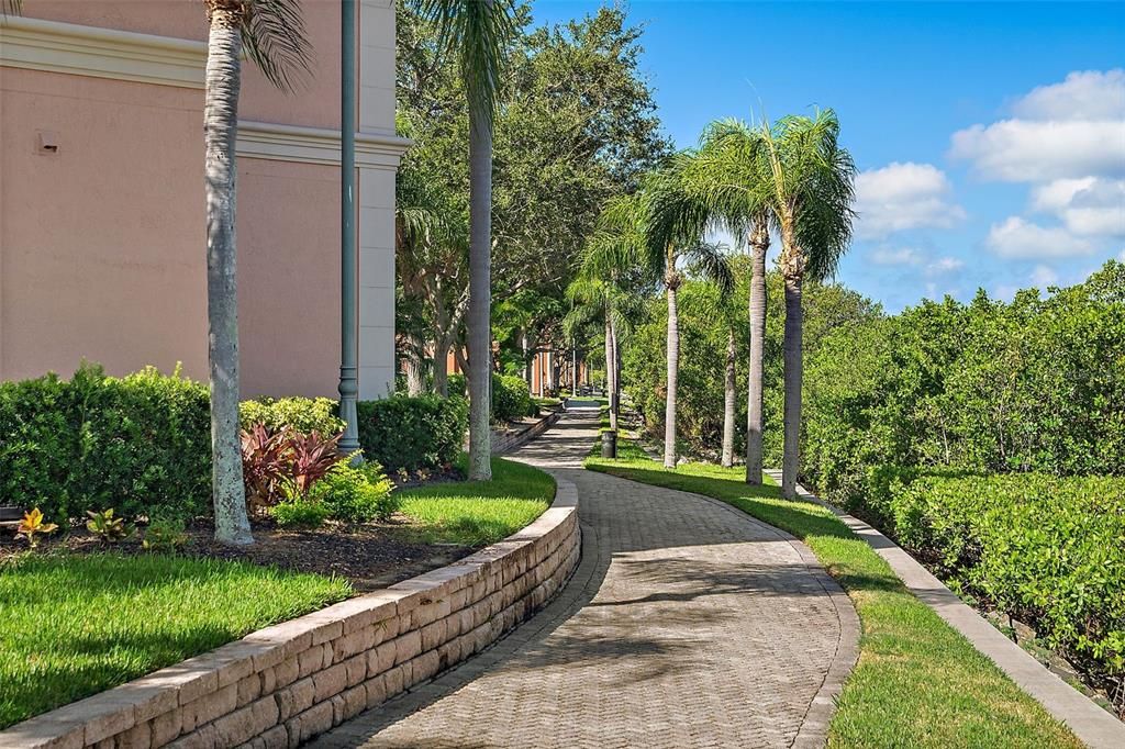 待售: $350,000 (2 贝兹, 2 浴室, 1625 平方英尺)