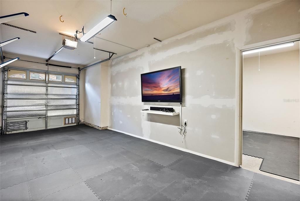 待售: $350,000 (2 贝兹, 2 浴室, 1625 平方英尺)