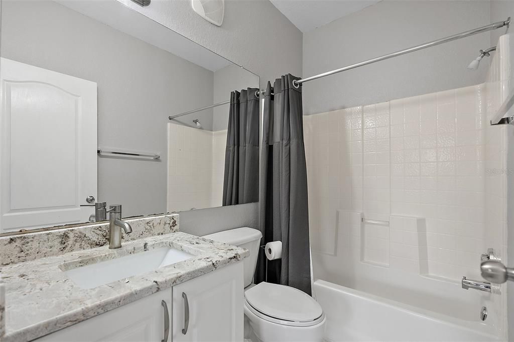 待售: $350,000 (2 贝兹, 2 浴室, 1625 平方英尺)