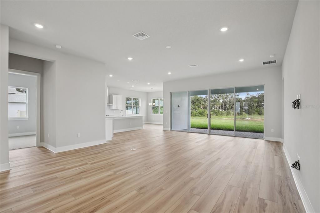 На продажу: $769,990 (4 спален, 3 ванн, 2941 Квадратных фут)