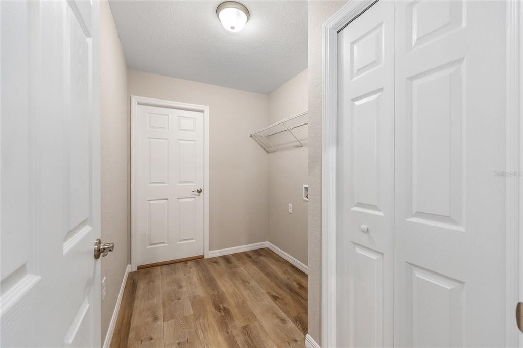 待售: $250,000 (3 贝兹, 2 浴室, 1557 平方英尺)