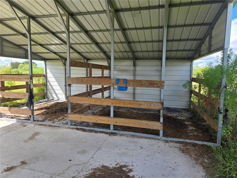 На продажу: $230,000 (6.26 acres)