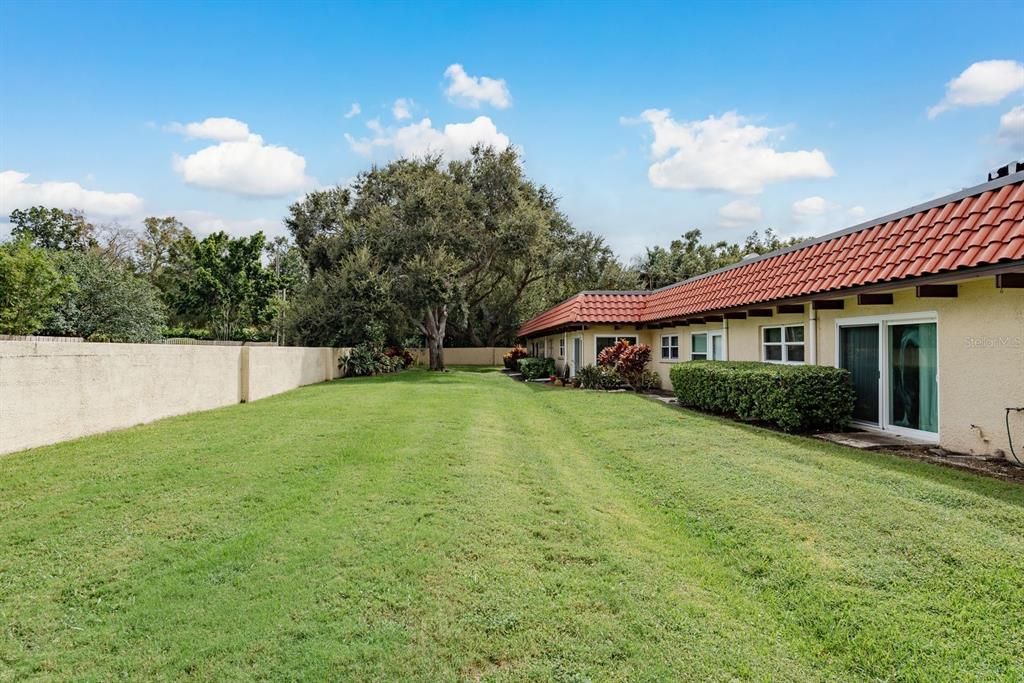 Под контрактом: $124,900 (1 спален, 1 ванн, 645 Квадратных фут)