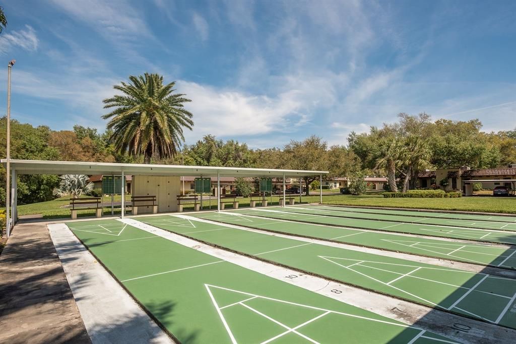 Под контрактом: $124,900 (1 спален, 1 ванн, 645 Квадратных фут)