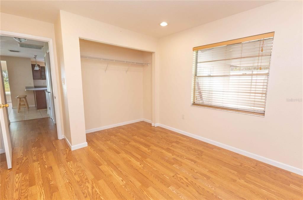 En Venta: $249,900 (3 camas, 2 baños, 1959 Pies cuadrados)