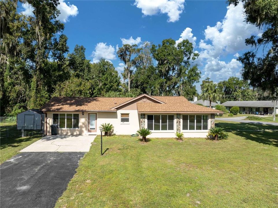 En Venta: $249,900 (3 camas, 2 baños, 1959 Pies cuadrados)