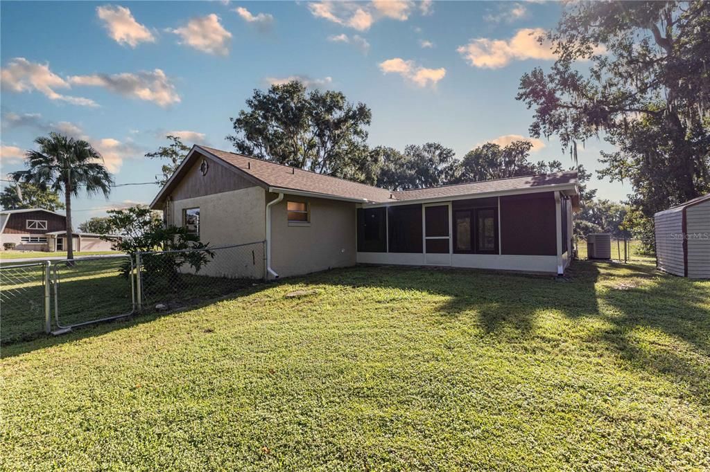 En Venta: $249,900 (3 camas, 2 baños, 1959 Pies cuadrados)